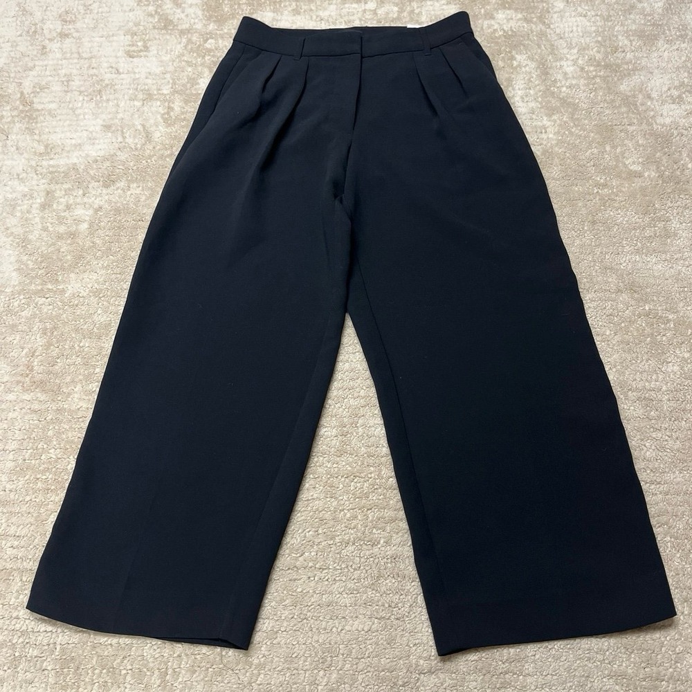 Banana Republic Pleated Wide-Leg Cropped Pant Women's size petite 8 black